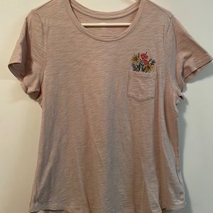 Old Navy Flower pocket t